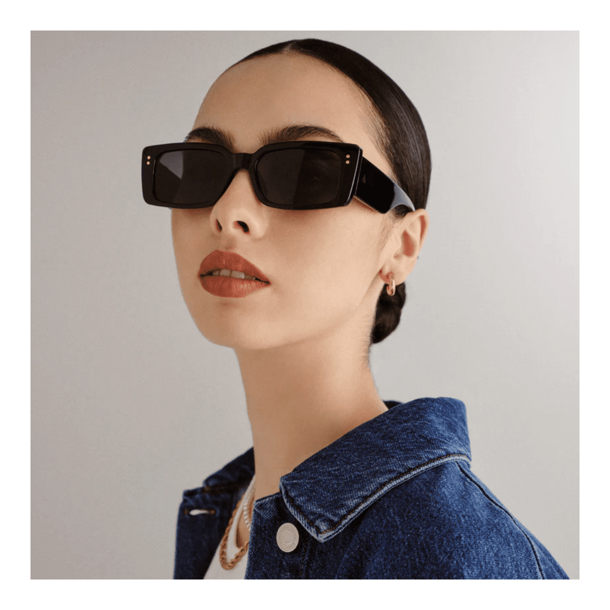 AIRE ORION 222552 BLACK BOLD RECTANGLE UNISEX SUNGLASS CULTURE SIDE MODEL