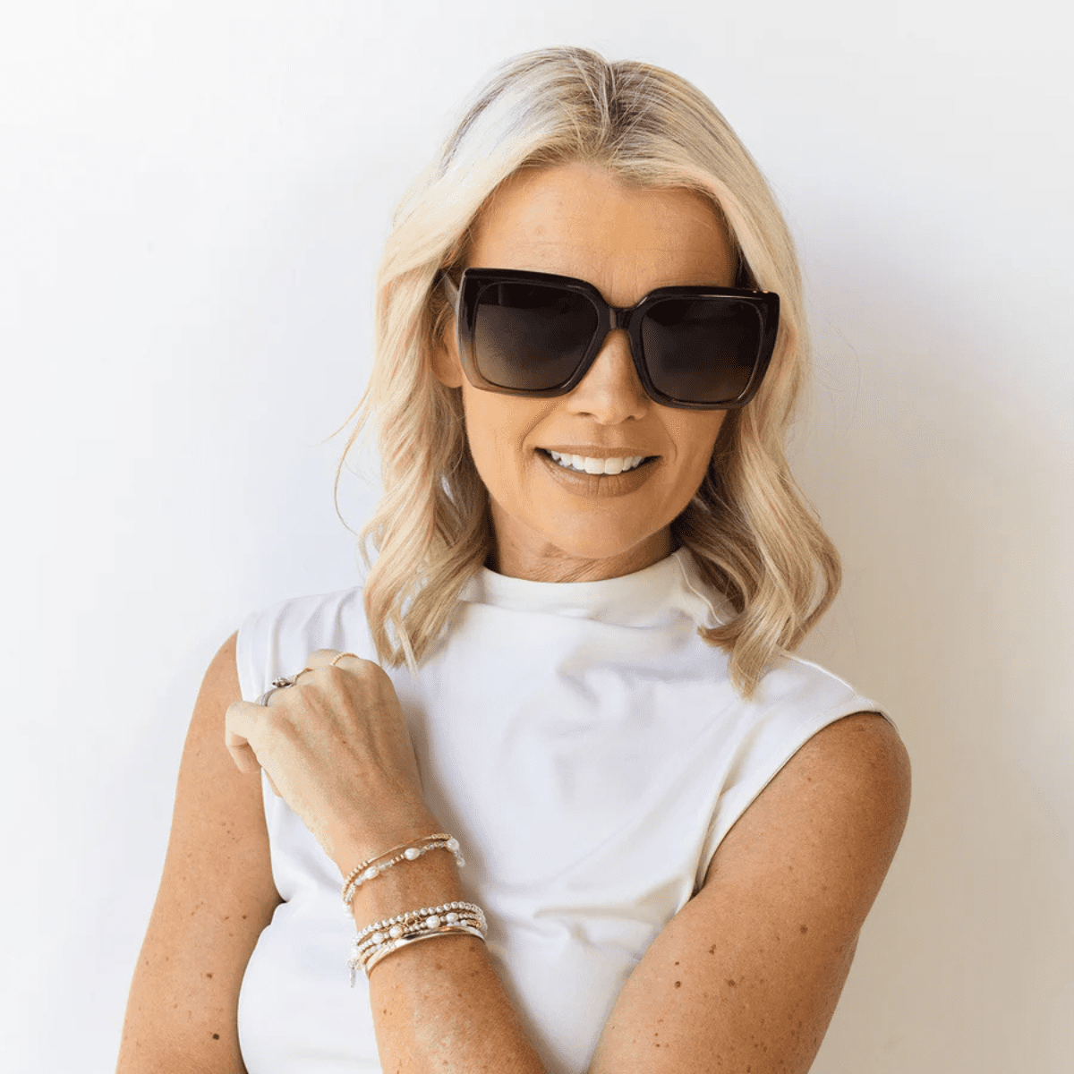 LOCELLO 3908A MACKENZIE brown gradient oversized quare sunglass culture model