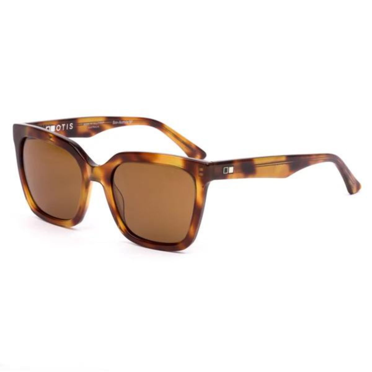 Otis Pursuit 194 2302 eco havana brown Unisex Sunglass Culture Side
