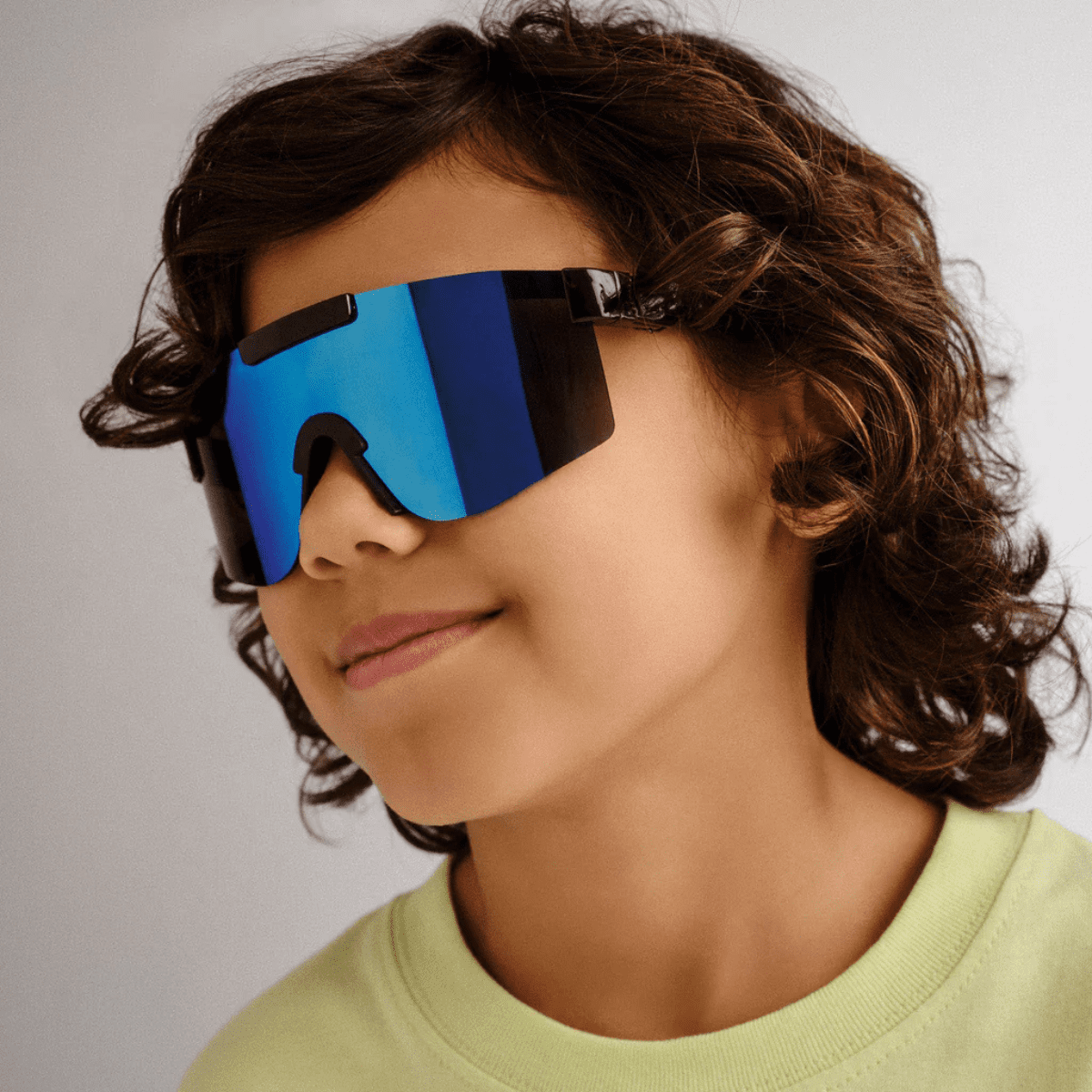 SOLARIZED TURBO SHIELD 2431118 BLACK BLUE wrap kids sunglass culture model side