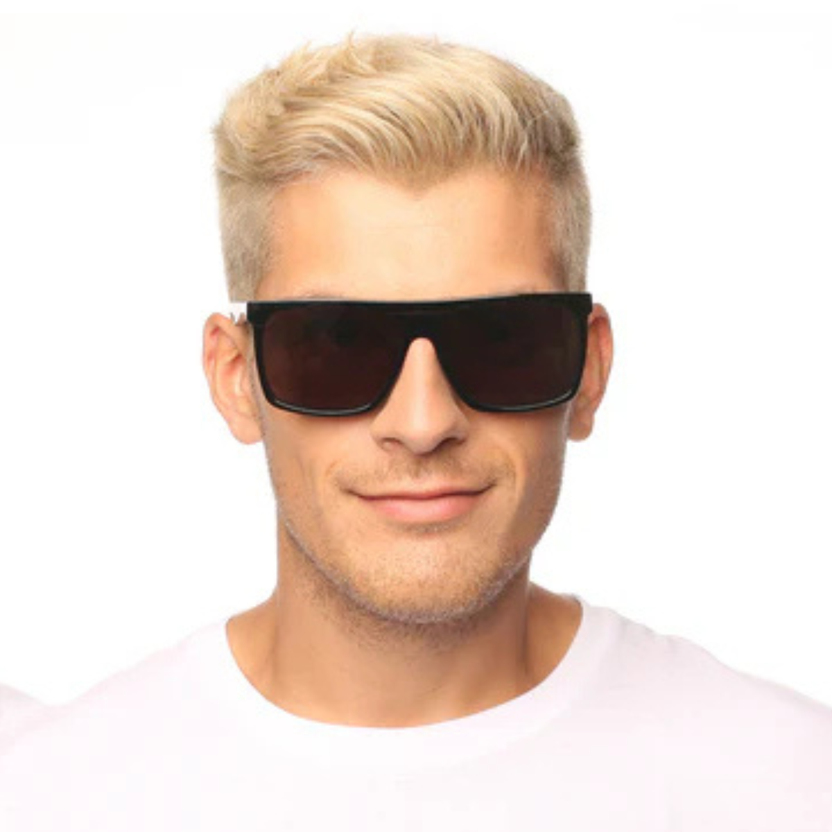 AM Eyewear COBSEY 11 105 Black/Smoke Polarised