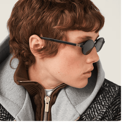 Miu Miu MU04ZS 1AB5S0 50 Black regard sunglasses