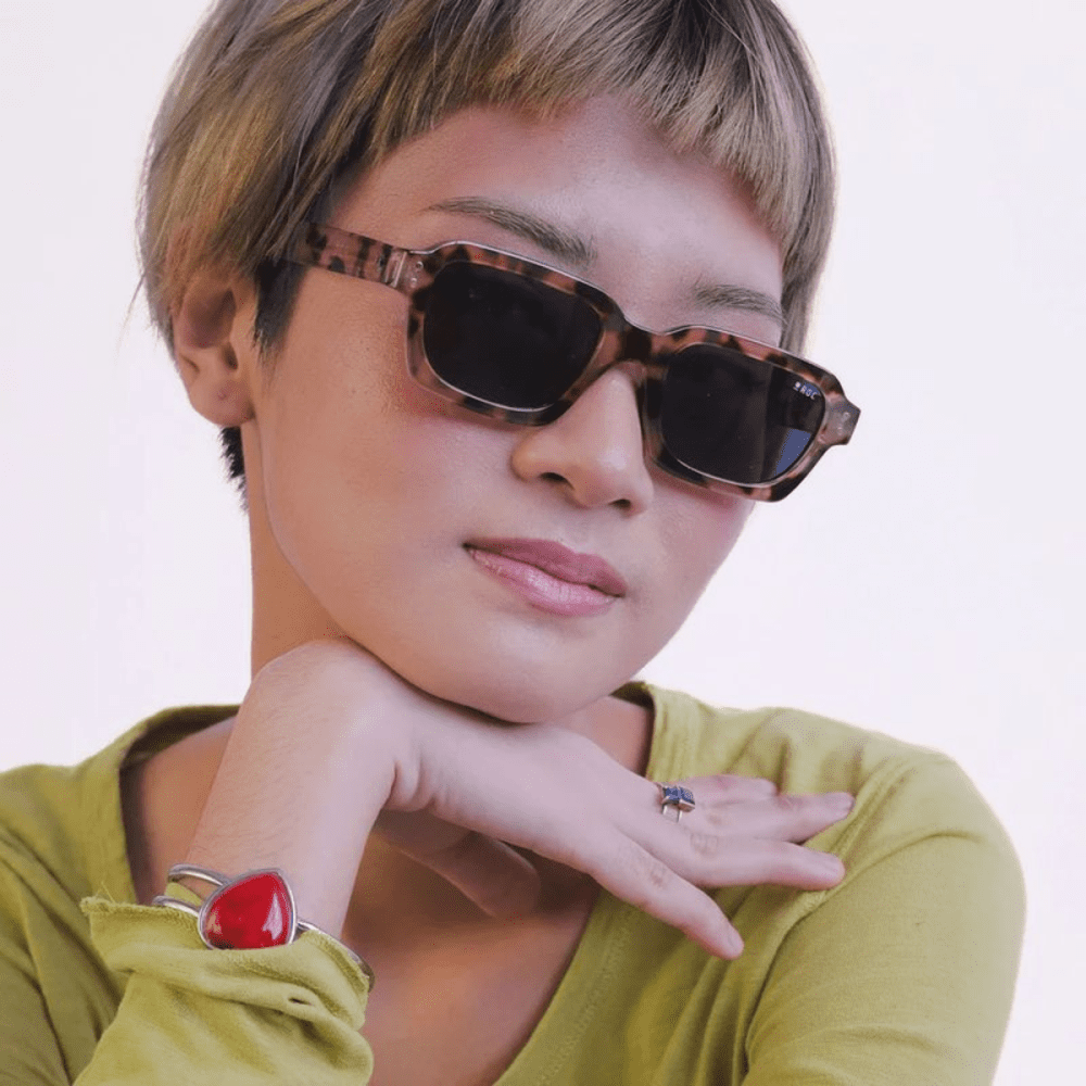 ROC BOMB 905H24 milk tort turtle brown grey smoke sunglass culture coomera sunnies store online front view model