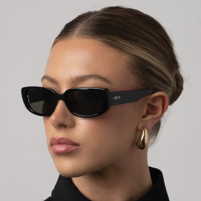 Otra Eyewear Backstreet Black/Smoke